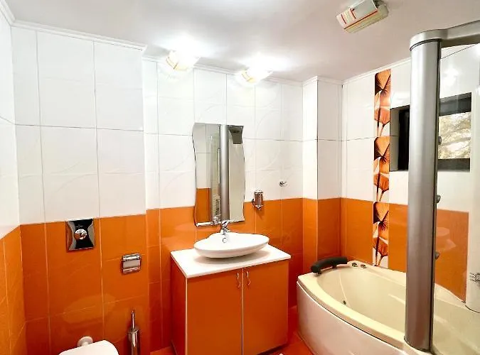 Marina 2 Otel Bükreş