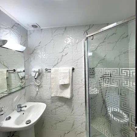 酒店 Marina 2 布加勒斯特