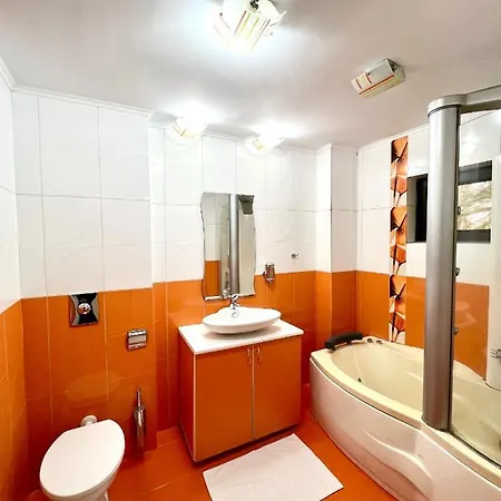 Marina 2 酒店 布加勒斯特